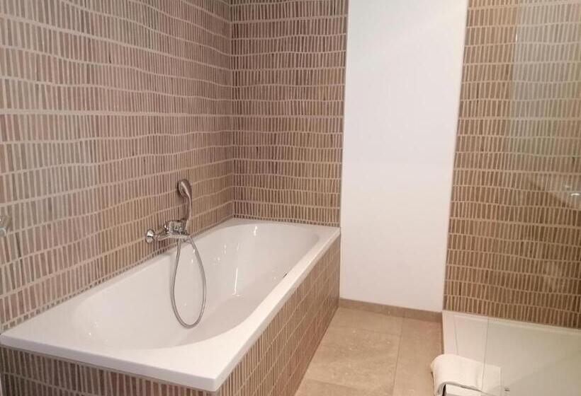 带1个卧室的豪华公寓, Appart Hôtel En Ville