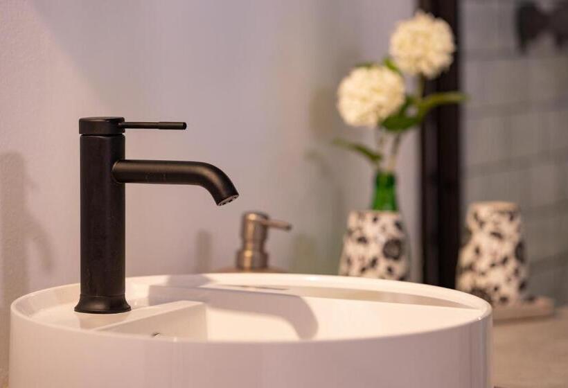 غرفة قياسية, Les Chambres Du Lavoir Vert