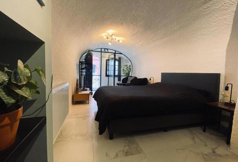 غرفة ديلوكس, Slapen Onder De Dom