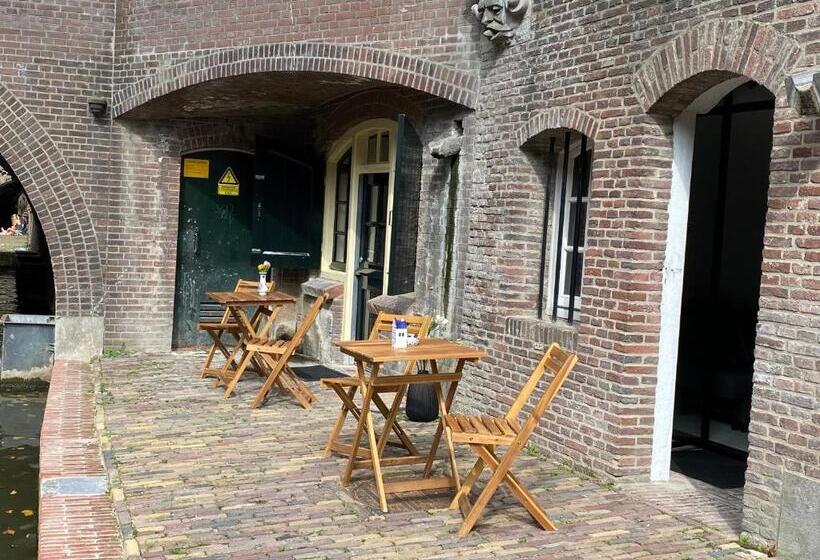 غرفة ديلوكس, Slapen Onder De Dom