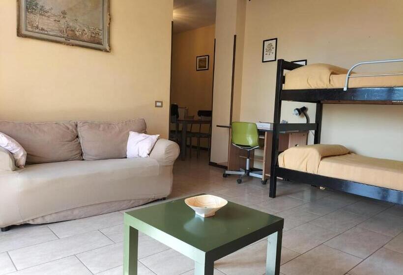 디럭스 룸, Tettoeletto