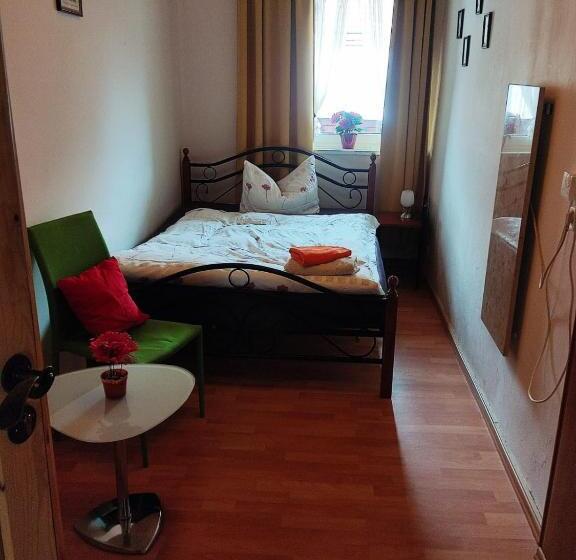 Номер Стандарт Индивидуальный, Gästeunterkunft Gangkofen