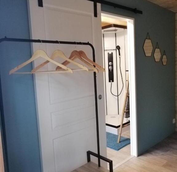 Номер Стандарт, Moulin Room