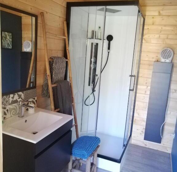 Номер Стандарт, Moulin Room