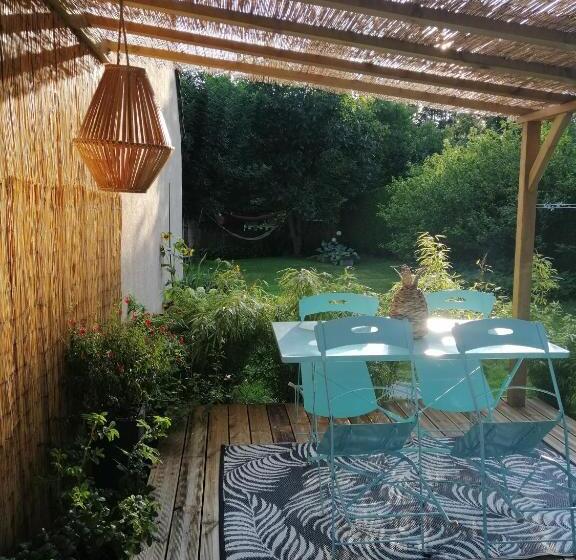 Номер Стандарт, Moulin Room