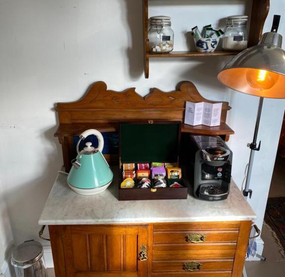 스탠다드 룸 킹사이즈 침대, Art House B & B