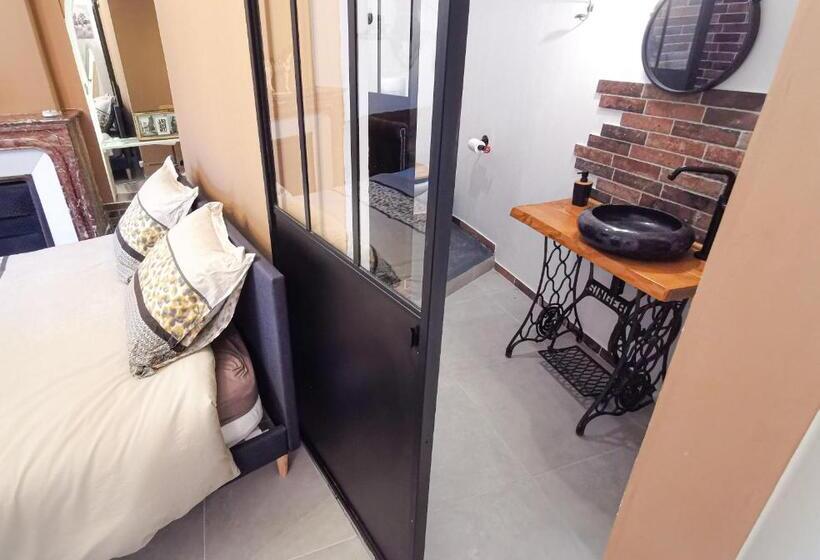 חדר סטנדרט, La Passerelle