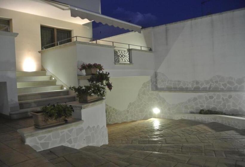 חדר סטנדרט לשלושה, Salento Holiday