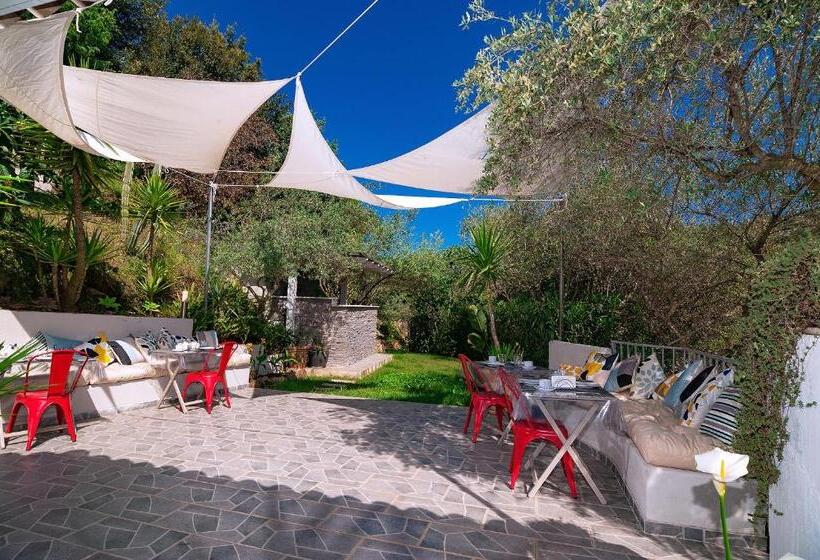اتاق استاندارد, Maison27