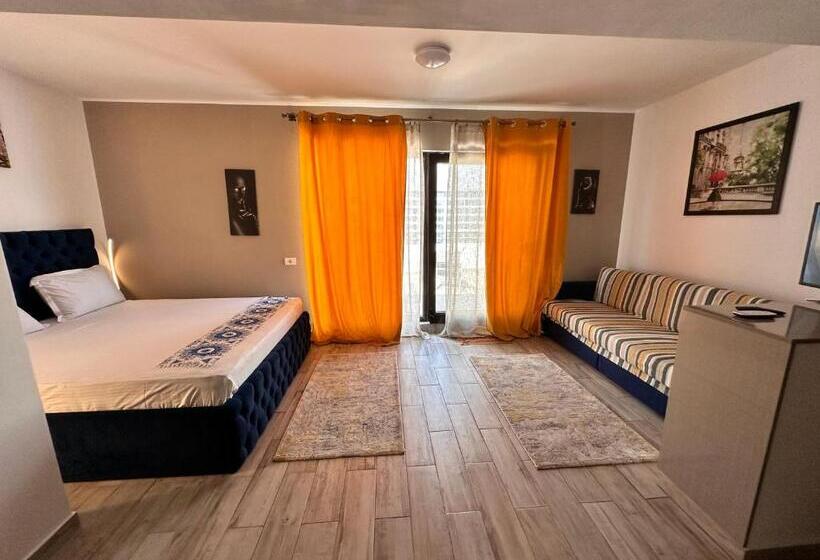 디럭스 스튜디오, Rohan Studio One