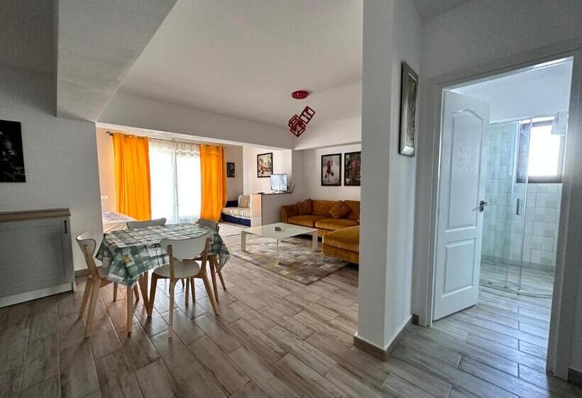 디럭스 스튜디오, Rohan Studio One