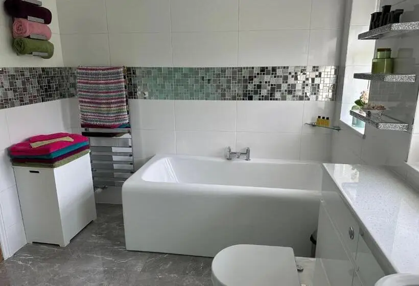 Sviitti Puutarhanäkymä, Westerley Country B & B With Exclusive Guest Lounge