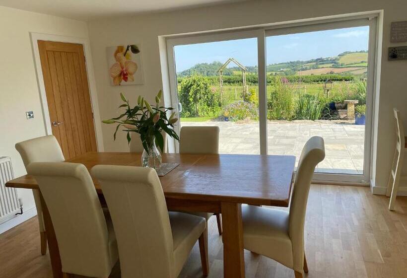 ガーデンビュースイート, Westerley Country B & B With Exclusive Guest Lounge