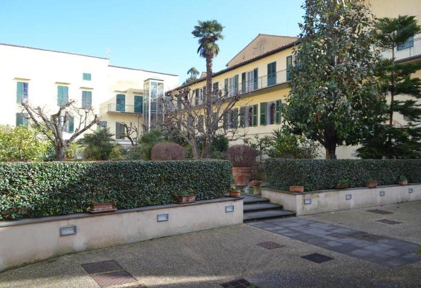 اتاق استاندارد سه نفره, Casa Per Ferie Religiosa Figlie Di Nazareth