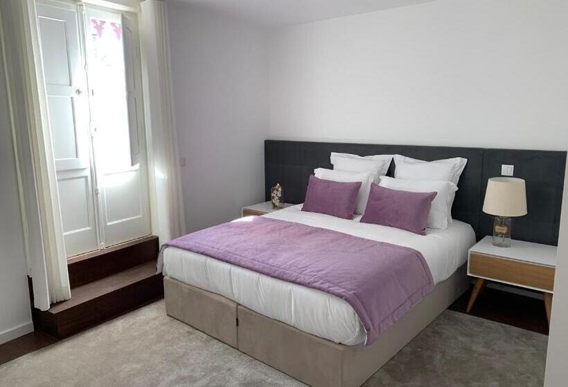 Deluxe room with river view, Pharmacia Guesthouse