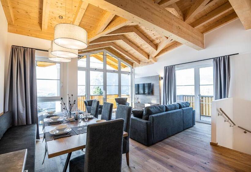 1 Bedroom Penthouse Apartment, Ski  & Sonnenresort Alpendorf By Alpentravel