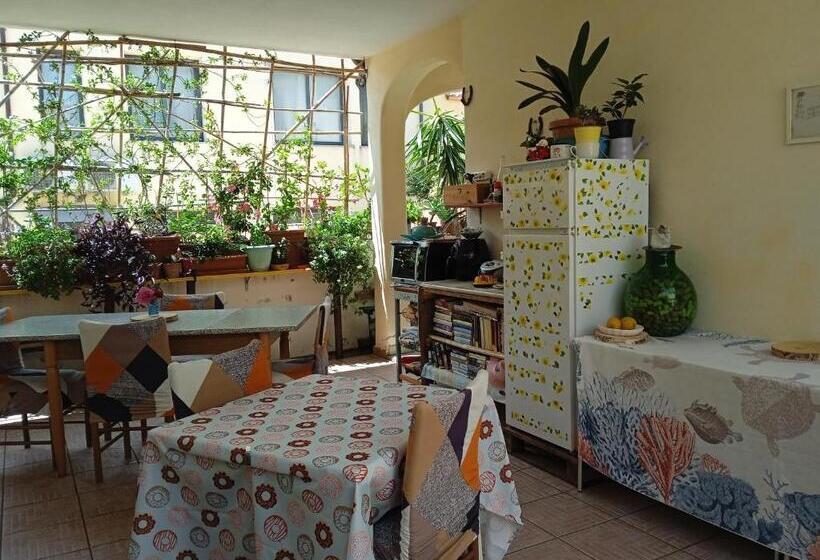 标准间带阳台, Vivere In Famiglia