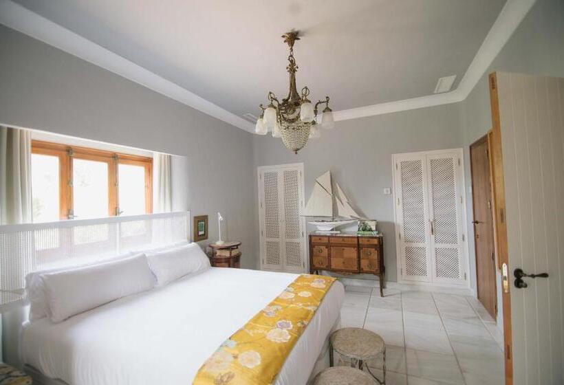 オーシャンビュースーペリアールーム, Villa Dora