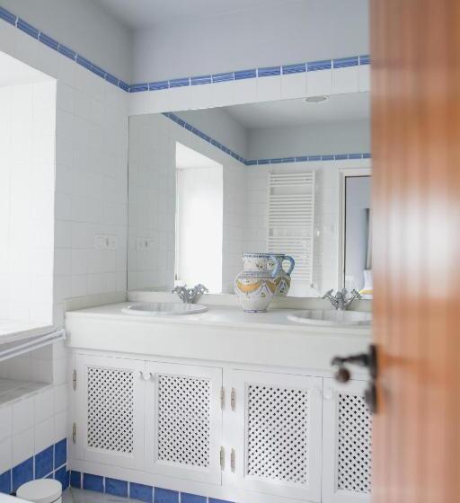 オーシャンビューデラックスルームバルコニー付き, Villa Dora