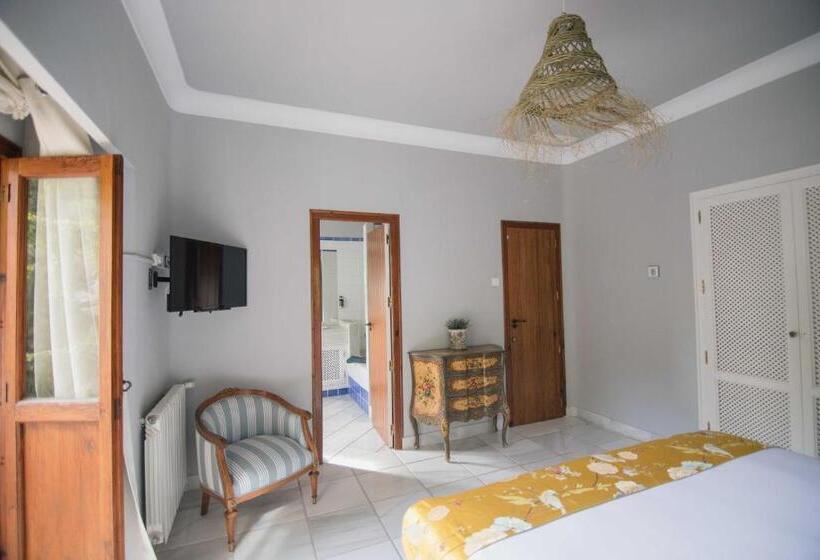 オーシャンビューデラックスルームバルコニー付き, Villa Dora