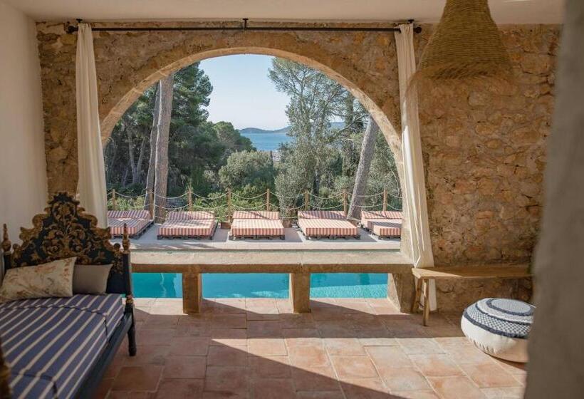 オーシャンビュージュニアスイート, Villa Dora