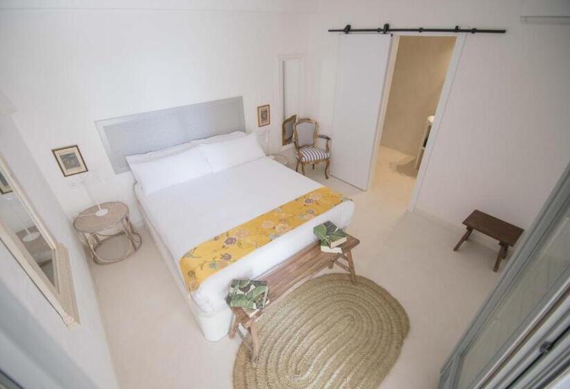 オーシャンビュージュニアスイート, Villa Dora