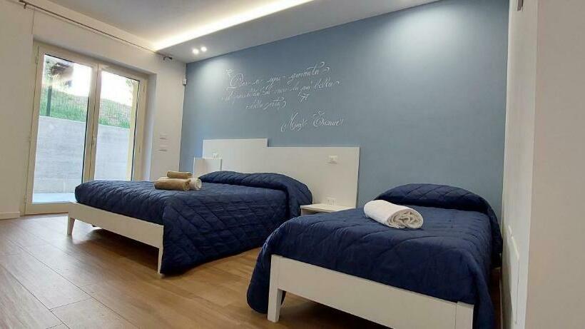 带花园景观的标准三人间, Il Parco Degli Ulivi