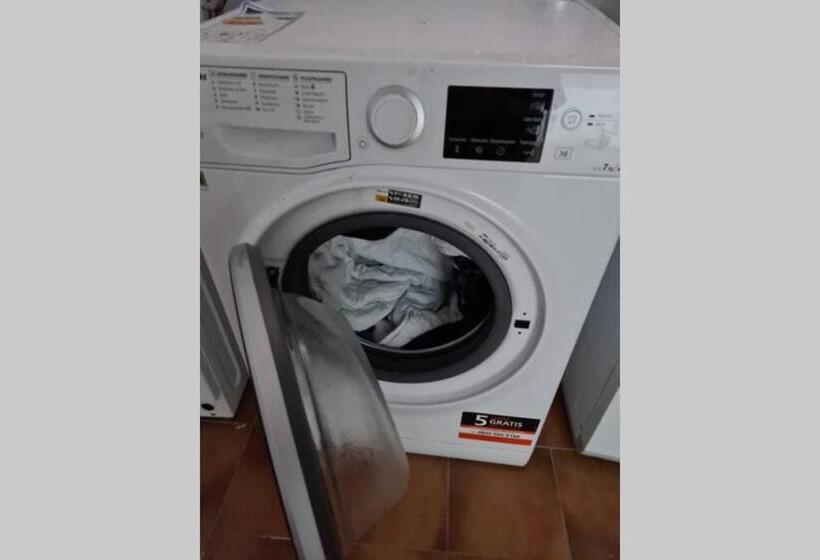 Кровать в Общей Комнате, Charmantes Helles Zimmer Zentrumnah Und Naturnah