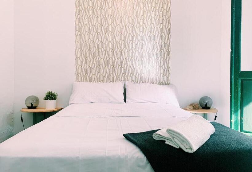 اتاق استاندارد با سرویس بهداشتی مشترک, Maria Magdalena   Room 8