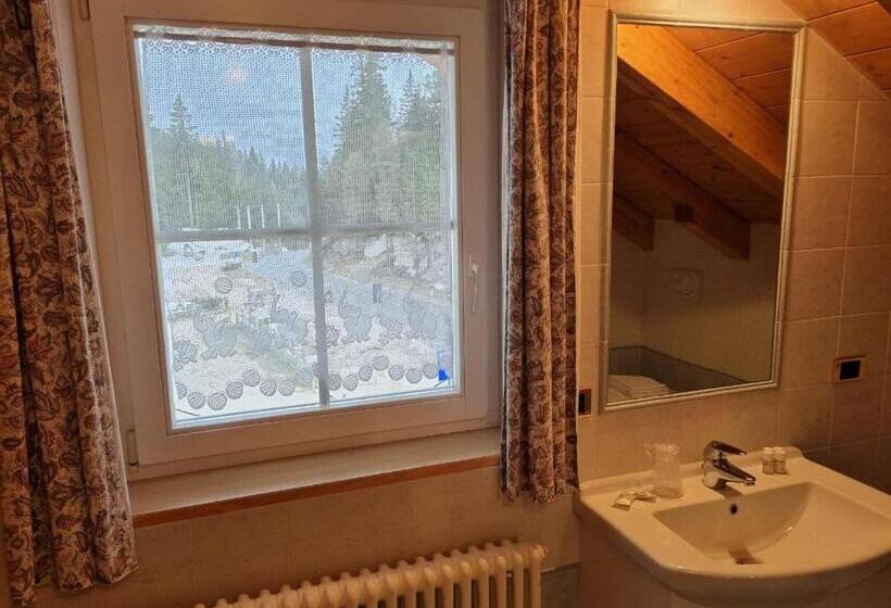 חדר סטנדרט עם מרפסת, Pian Schiavaneis B&b Apartament