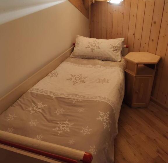 اتاق استاندارد سه نفره, Pian Schiavaneis B&b Apartament