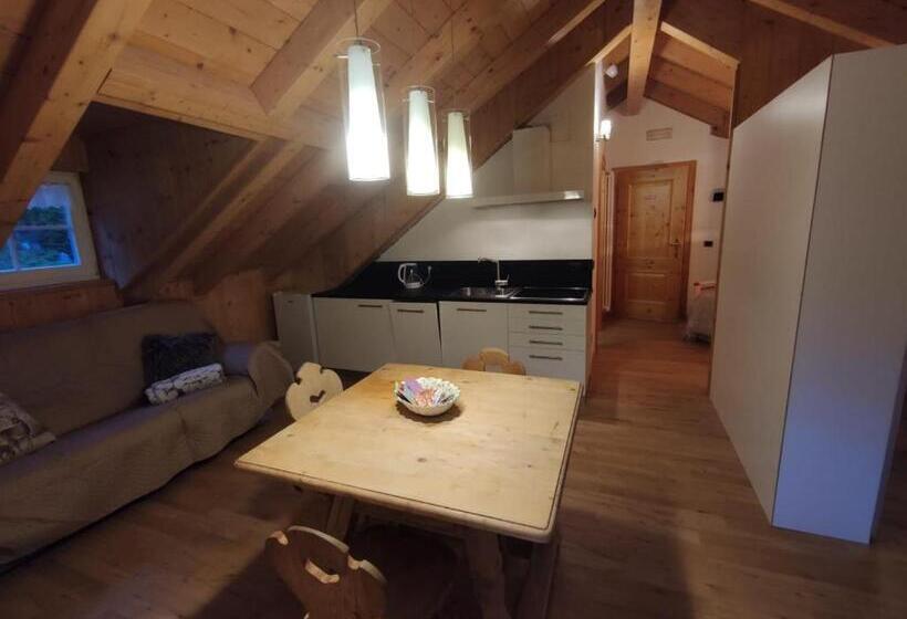 اتاق استاندارد سه نفره, Pian Schiavaneis B&b Apartament