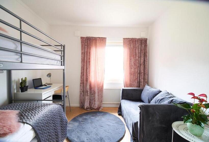 חדר אקונומי, Folkarbo Vandrarhem