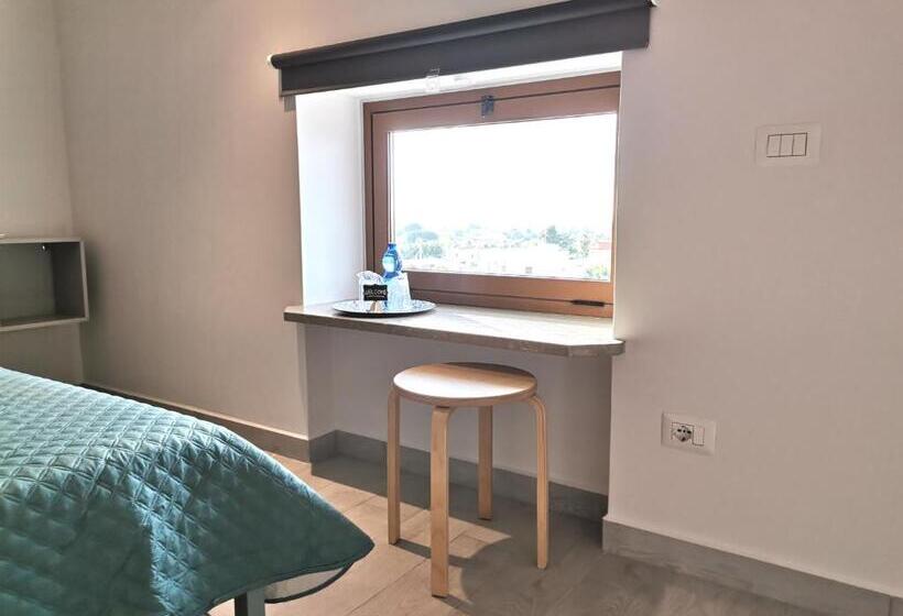 オーシャンビュースタンダードルーム, Le Métro