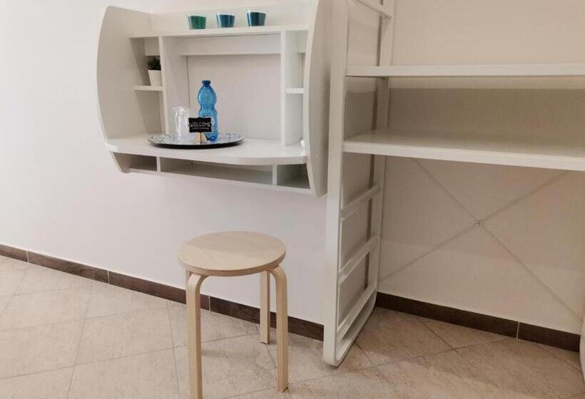 オーシャンビュースタンダードルームバルコニー付き, Le Métro