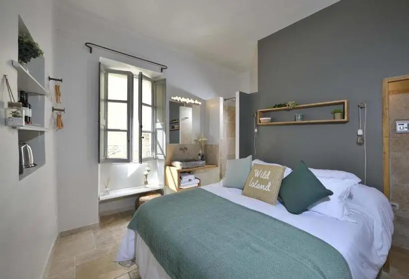 スタンダードルーム, La Maison De Lourmarin