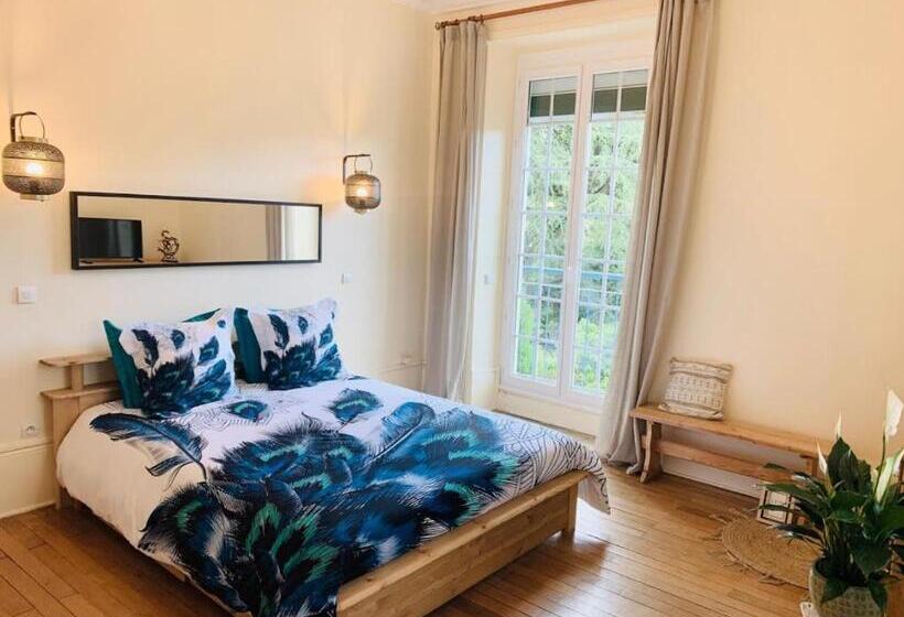 4인용 스탠다드 룸, Domaine Des Ondes