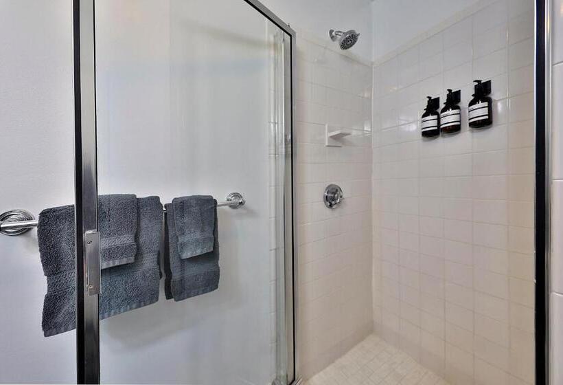 Студия Deluxe, Good Hotels Boston