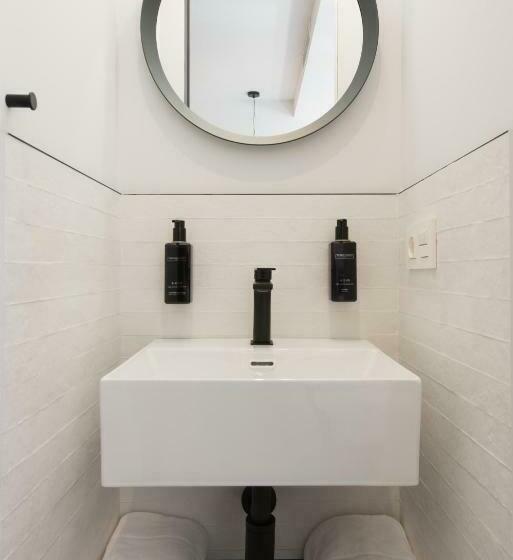 استودیوی استاندارد, Santa Catalina Suites Gijón