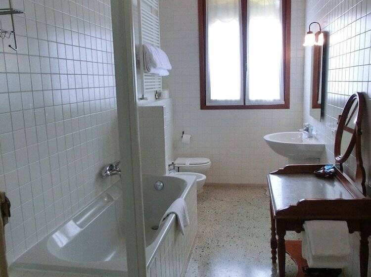 اتاق استاندارد چهار تخته, B&b Al Palazzetto