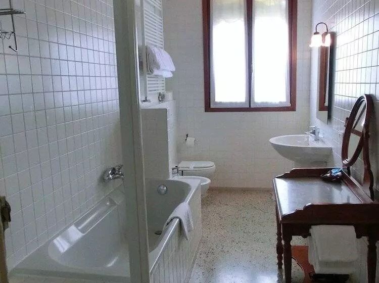 اتاق استاندارد چهار تخته, B&b Al Palazzetto