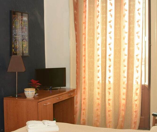 غرفة قياسية, B&b Opera