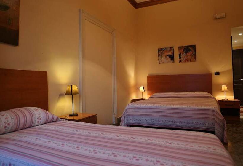 غرفة قياسية ثلاثية, B&b Opera