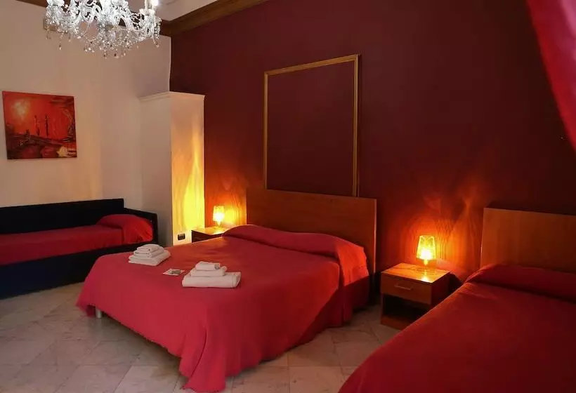 اتاق استاندارد چهار تخته, B&b Opera
