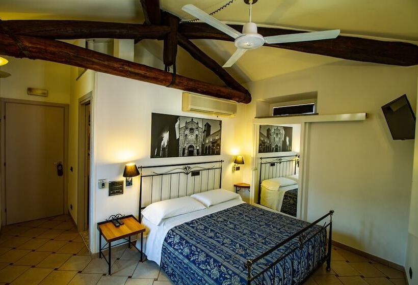 اتاق استاندارد, In Riva Al Lago