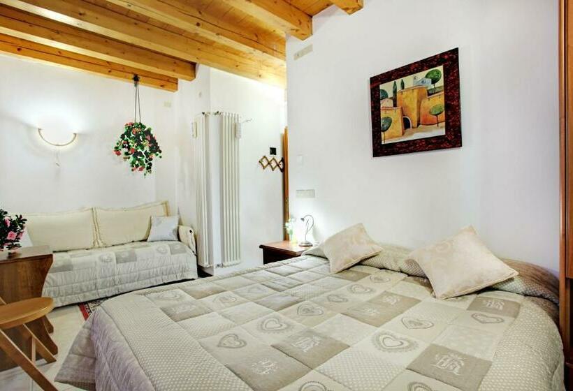 اتاق استاندارد, Locanda Delle Acque