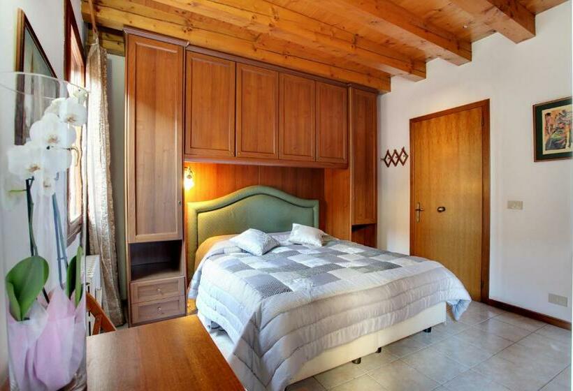 اتاق استاندارد, Locanda Delle Acque