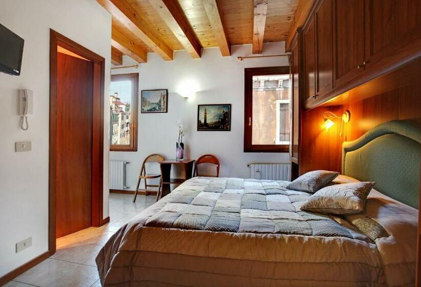 اتاق استاندارد, Locanda Delle Acque