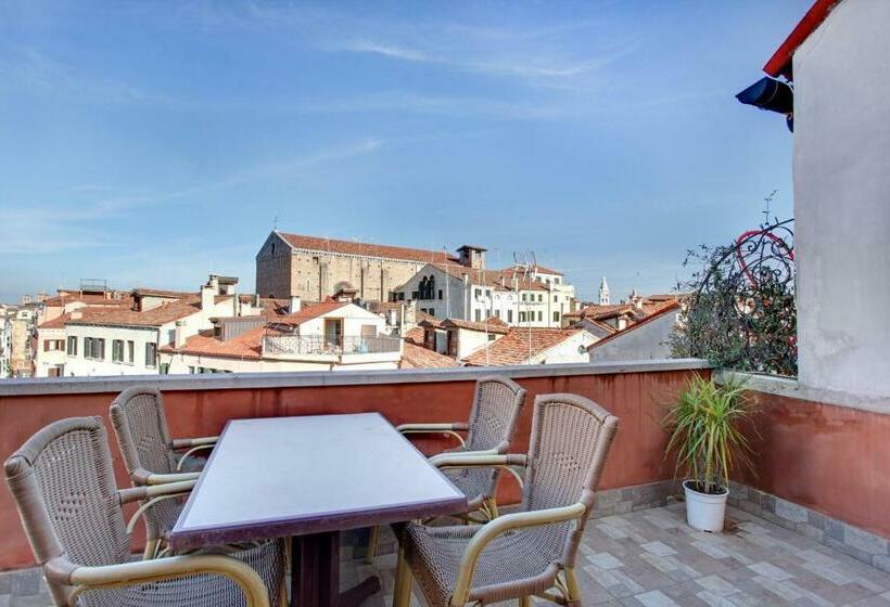 اتاق استاندارد چهار تخته, Locanda Delle Acque