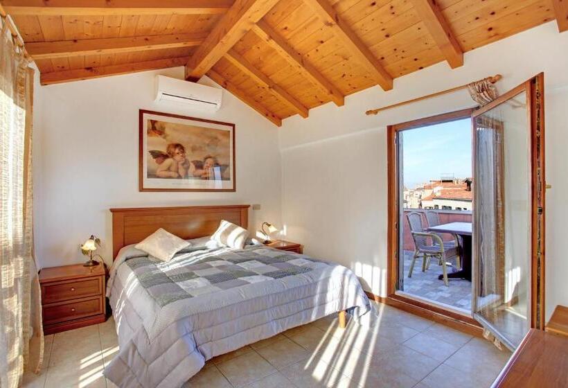 اتاق استاندارد چهار تخته, Locanda Delle Acque